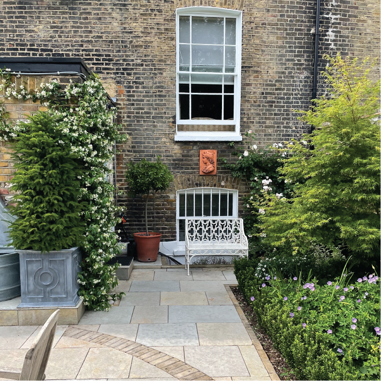 London Regency Urban Oasis Daytime 3
