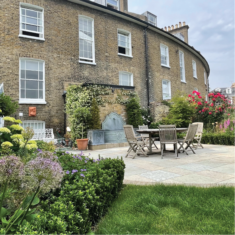 London Regency Urban Oasis Daytime